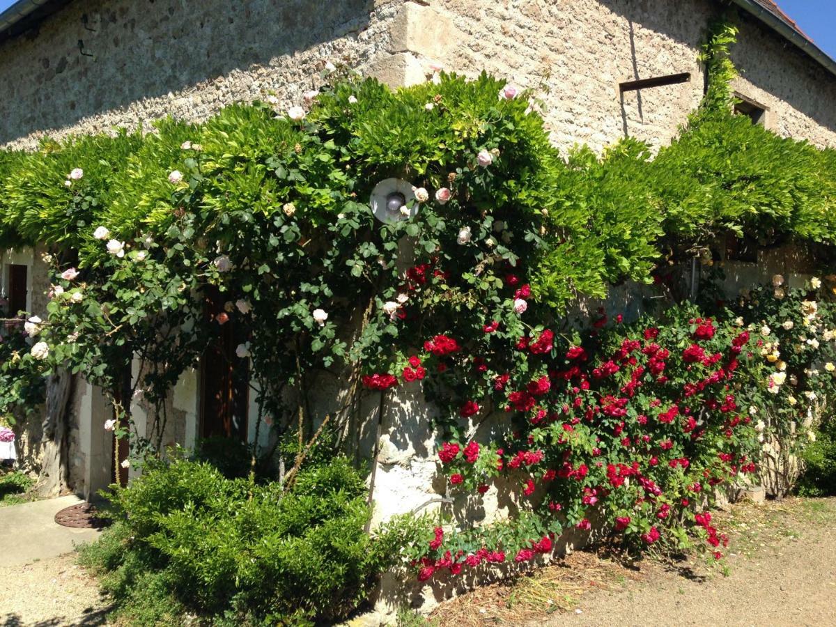 Saint-Étienne-de-Vicq La Grange De Verseilles מראה חיצוני תמונה